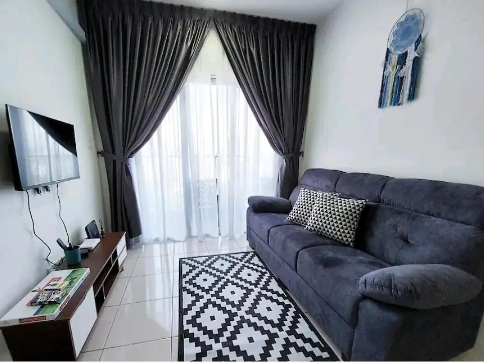 Apartment Bohemian Home 3 Bedroom -10 Mins To Mid Valley Kuala Lumpur